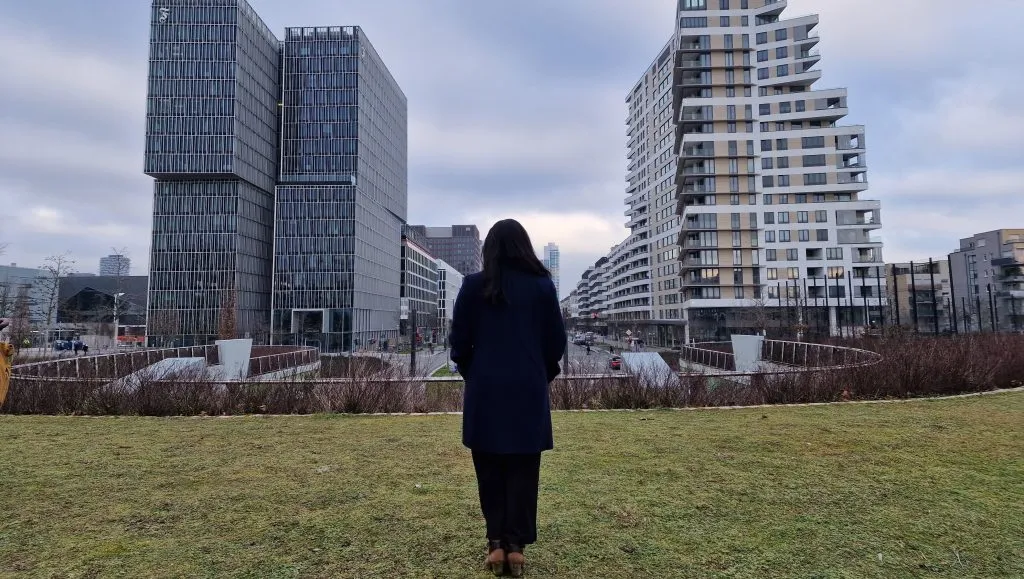 When Parenting Abroad “Alone” has its Perks