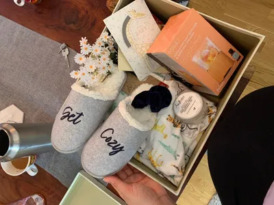 Apoyando a los Nuevos Padres desde la Distancia | Guía de Regalos Prácticos